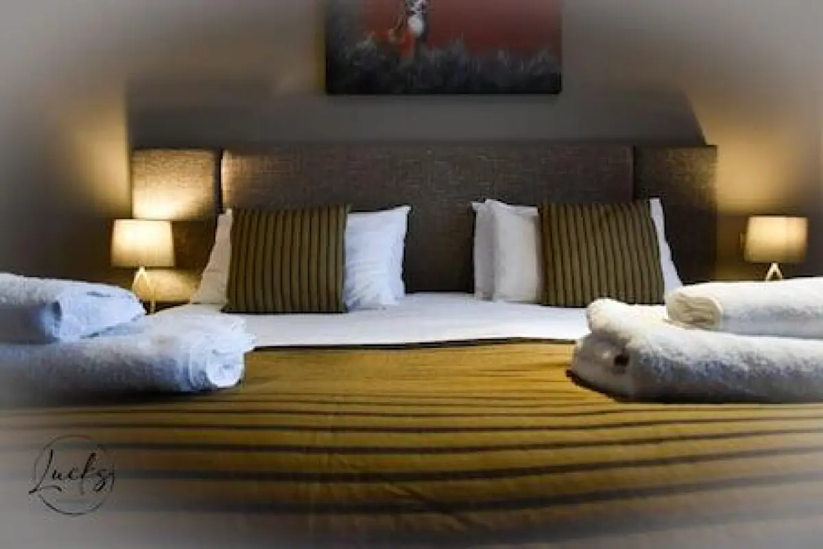 Pennine Manor Hotel – Affordable hotel in Huddersfield