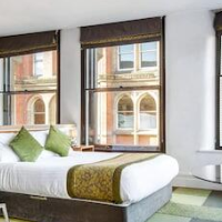 Roomzzz Manchester City – Affordable hotel in Manchester