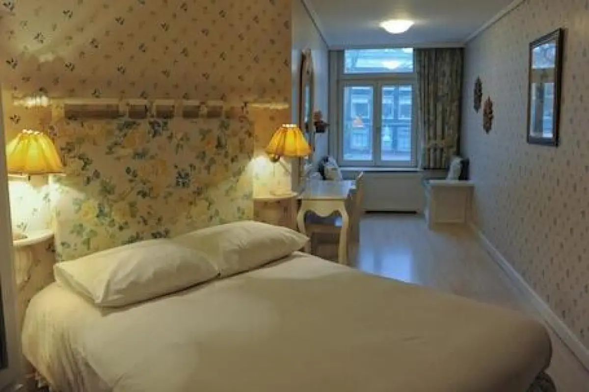 Imperial Hotel Rembrandtplein  – Affordable hotel in Amsterdam