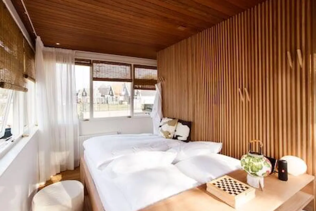SWEETS - Buiksloterdraaibrug – Affordable hotel in Amsterdam