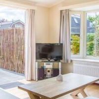 Beautiful Chalet Near the sea and Beach – Affordable hotel in Noordwijk