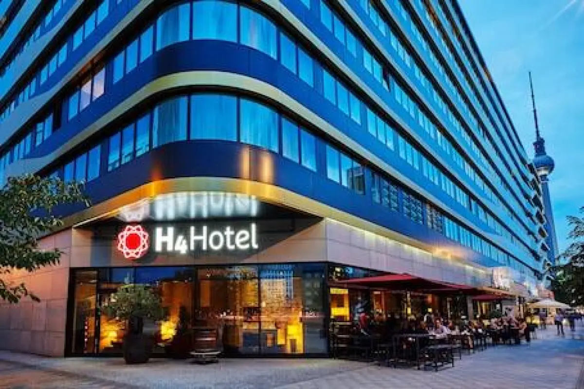 H4 Hotel Berlin Alexanderplatz – Affordable hotel in Berlin