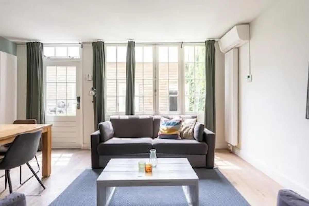 Amsterdam Dockside Flats – Affordable hotel in Amsterdam