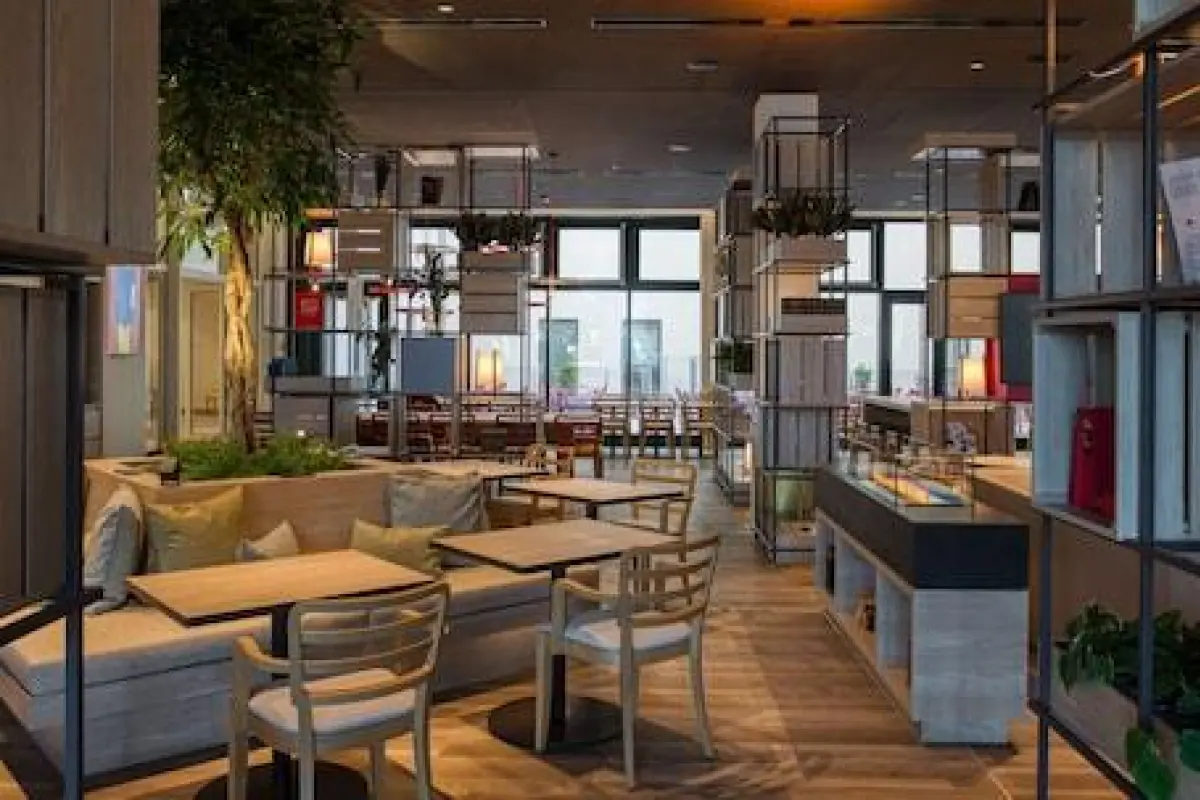 IntercityHotel Berlin Airport BER Terminal 1+2  – Affordable hotel in Schoenefeld