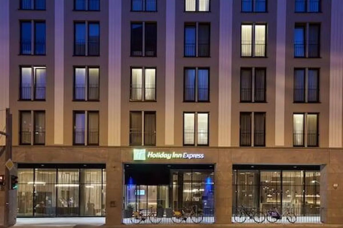 Holiday Inn Express Berlin - Alexanderplatz by IHG – Affordable hotel in Berlin