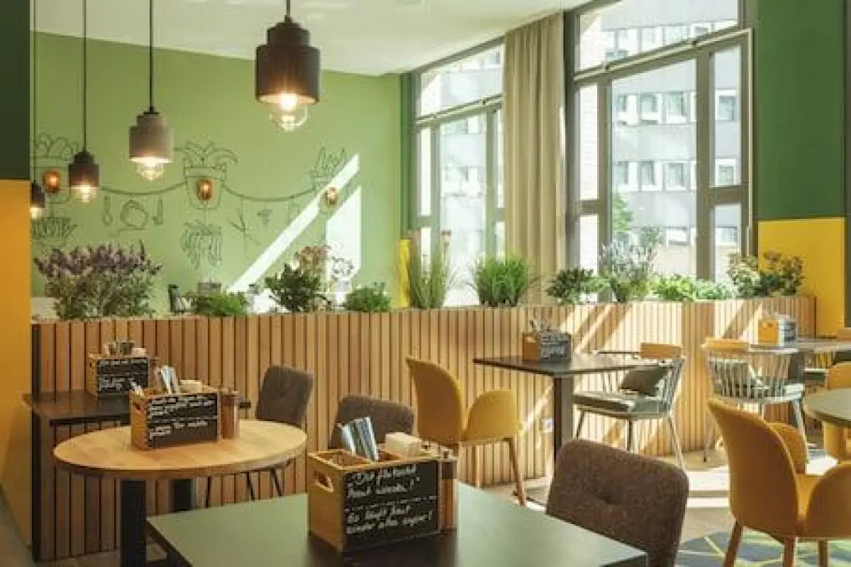 Holiday Inn - the niu, Dwarf Berlin Schöneberg by IHG – Affordable hotel in Berlin