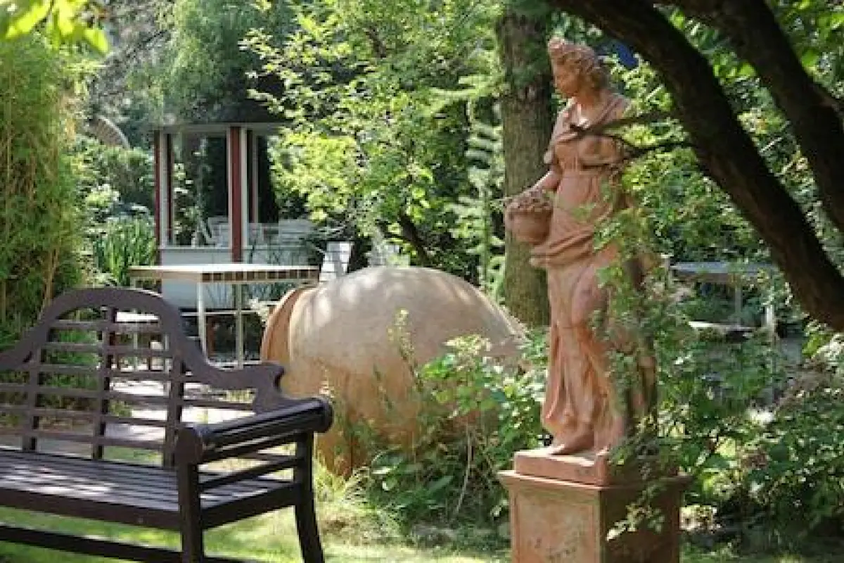 Hotel Grenzfall Berlin – Affordable hotel in Berlin