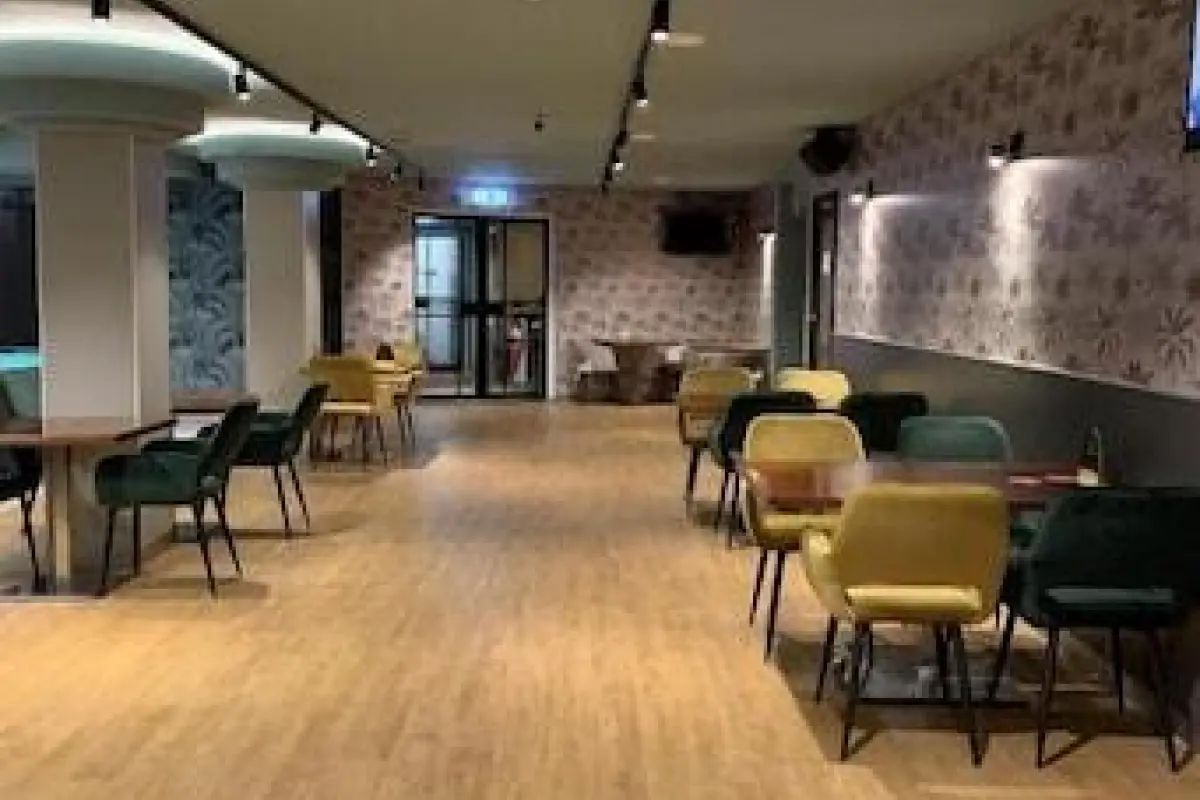 Hostel The Globe – Affordable hotel in Amsterdam