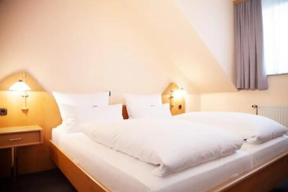 Hotel Lonac – Affordable hotel in Duisburg