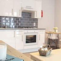 Modern Apartment in Stratford Upon Avon With Parking Wifi and Netflix – Affordable hotel in Stratford-upon-Avon