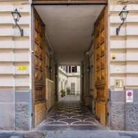 Apartment Maison Pochet – Affordable hotel in Naples