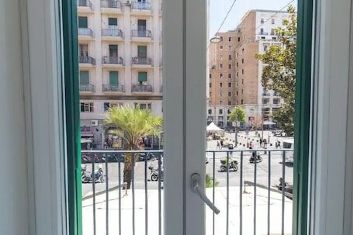Palazzo Della Porta B&B – Affordable Bed and Breakfast in Naples