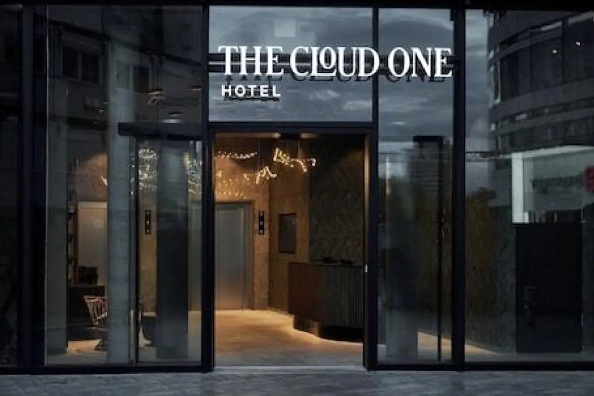 The Cloud One Düsseldorf-KöBogen – Affordable hotel in Düsseldorf
