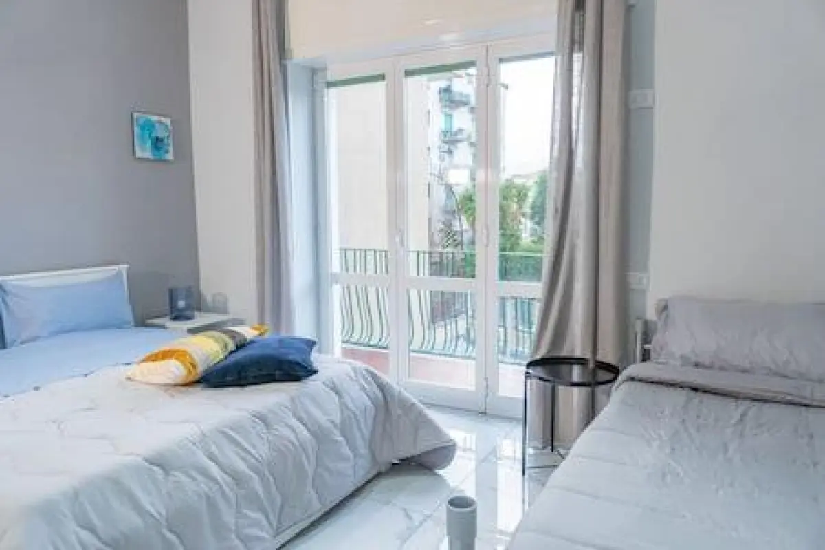 Hostel Partenope – Affordable hotel in Naples