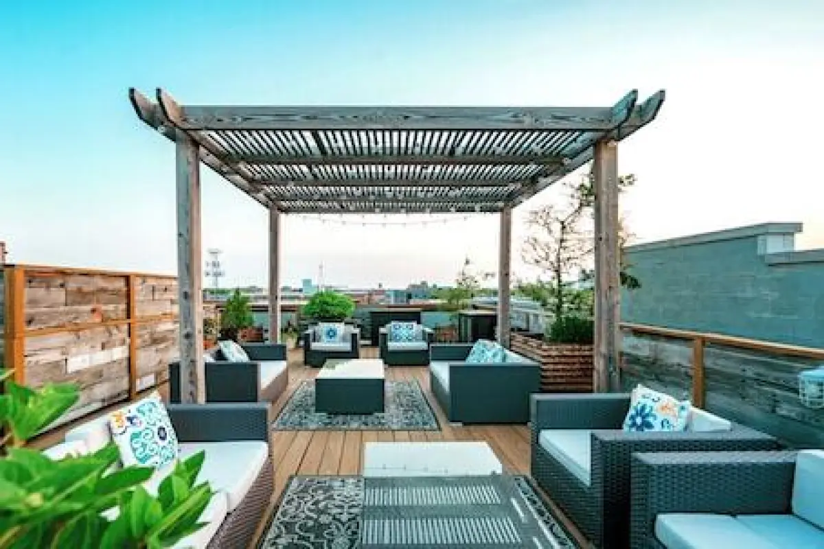 The Guesthouse Hotel – Affordable hotel in Chicago