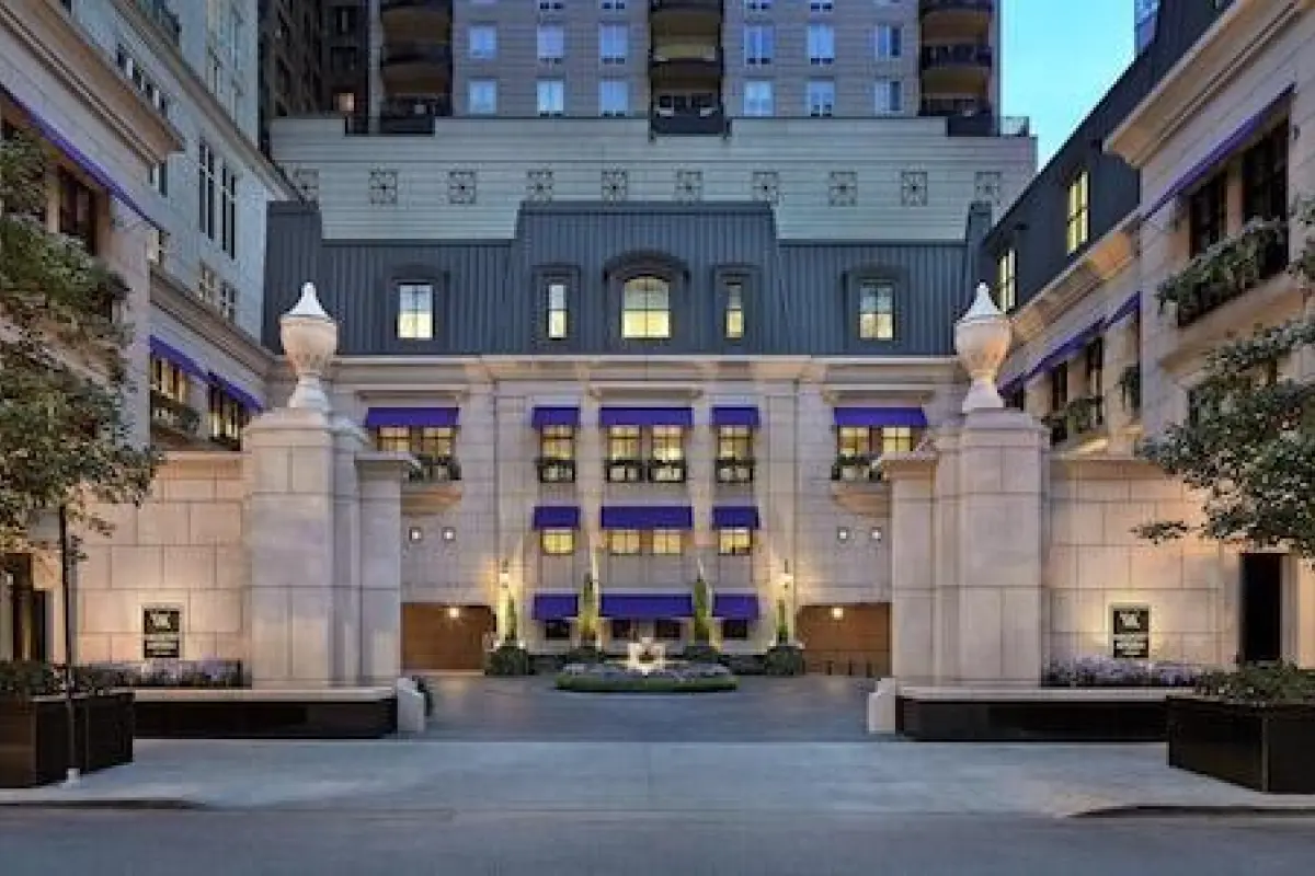 Waldorf Astoria Chicago – Affordable hotel in Chicago