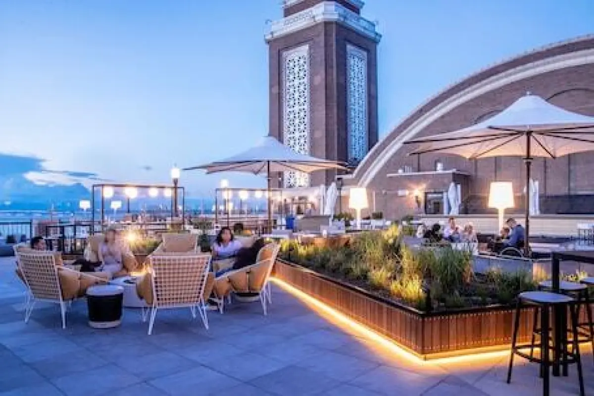 Sable at Navy Pier Chicago, Curio Collection by Hilton – Affordable hotel in Chicago
