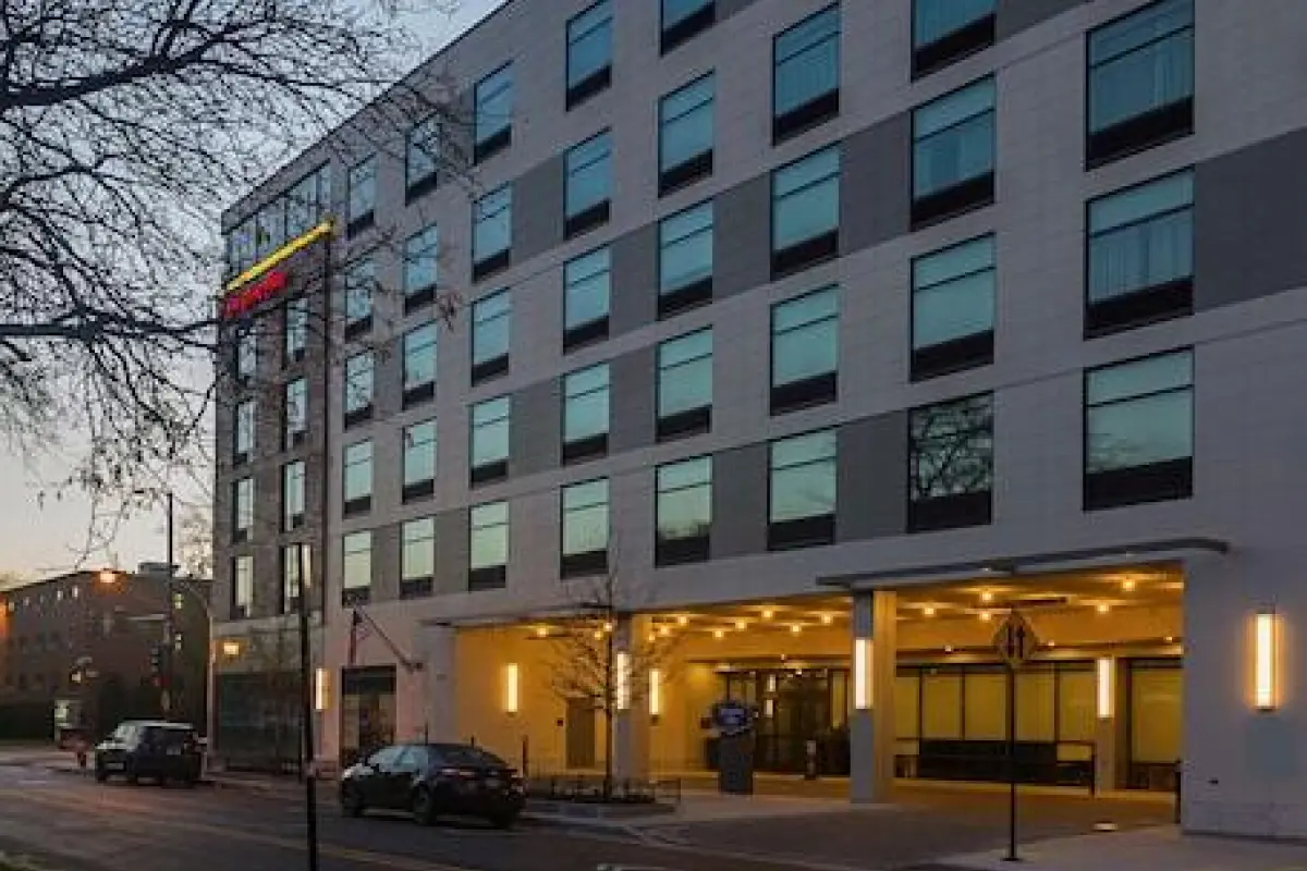 Hampton Inn Chicago North-Loyola Station – Affordable hotel in Chicago