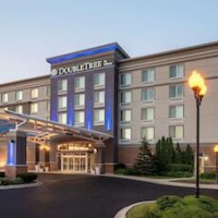 DoubleTree by Hilton Chicago Midway Airport – Affordable hotel in Chicago