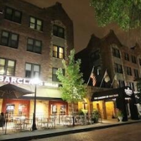 Carleton of Oak Park – Affordable hotel in Oak Park
