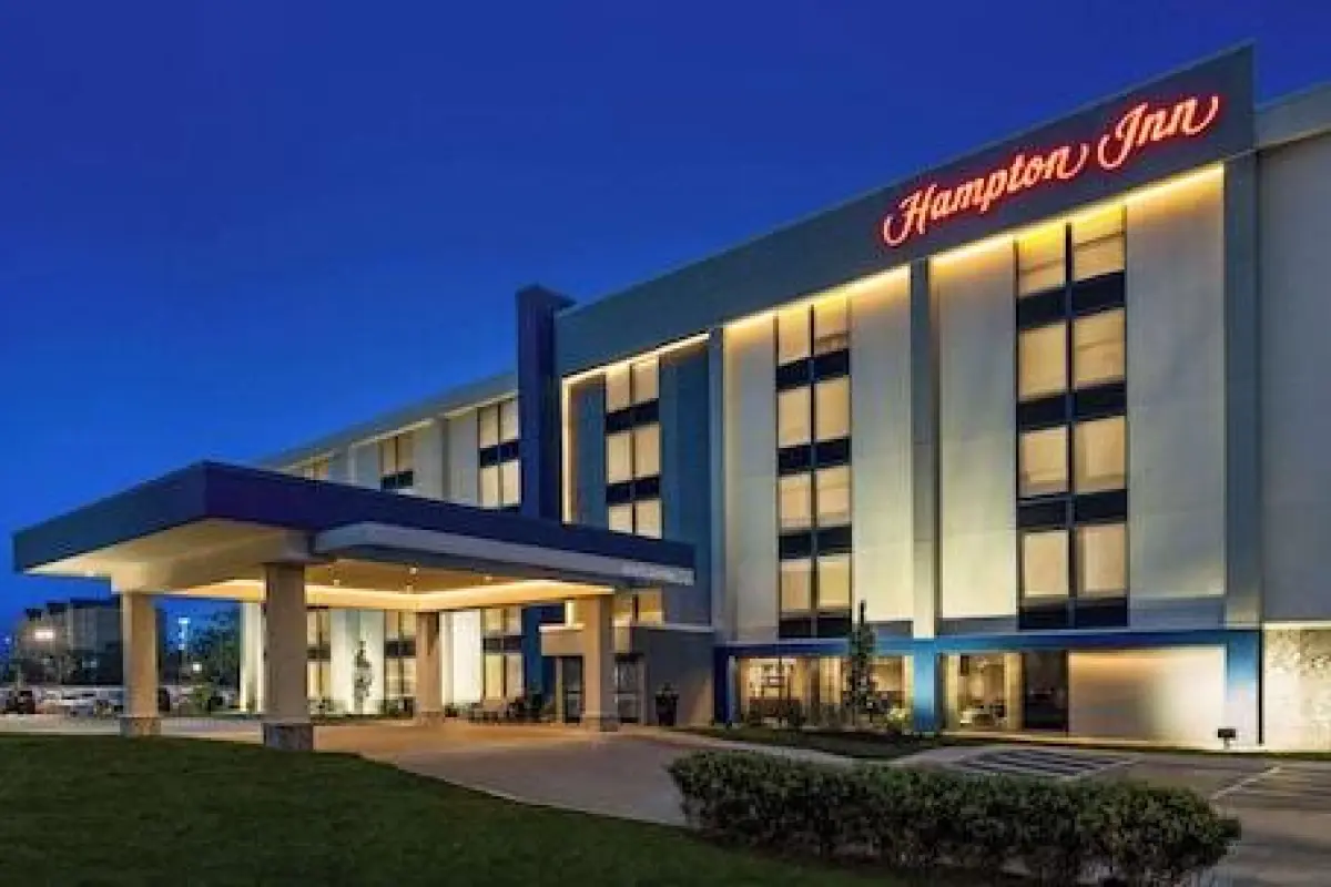 Hampton Inn Chicago-O'Hare International Airport – Affordable hotel in Schiller Park