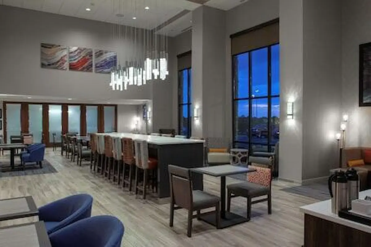 Hampton Inn & Suites Chicago-Burr Ridge – Affordable hotel in Burr Ridge