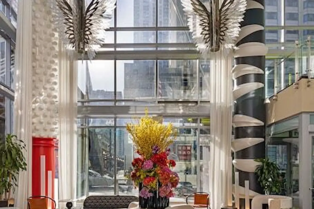 theWit Chicago, a Hilton Hotel – Affordable hotel in Chicago