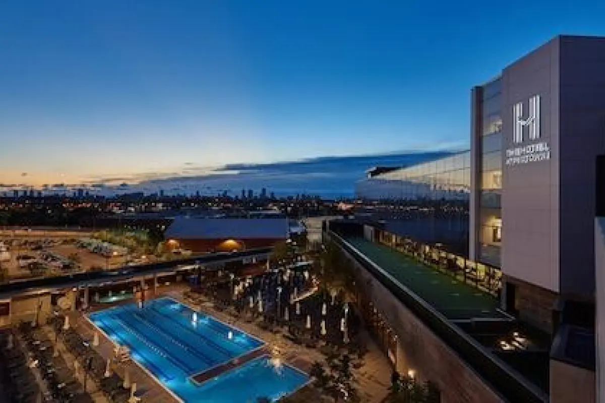The Hotel at Midtown – Affordable hotel in Chicago