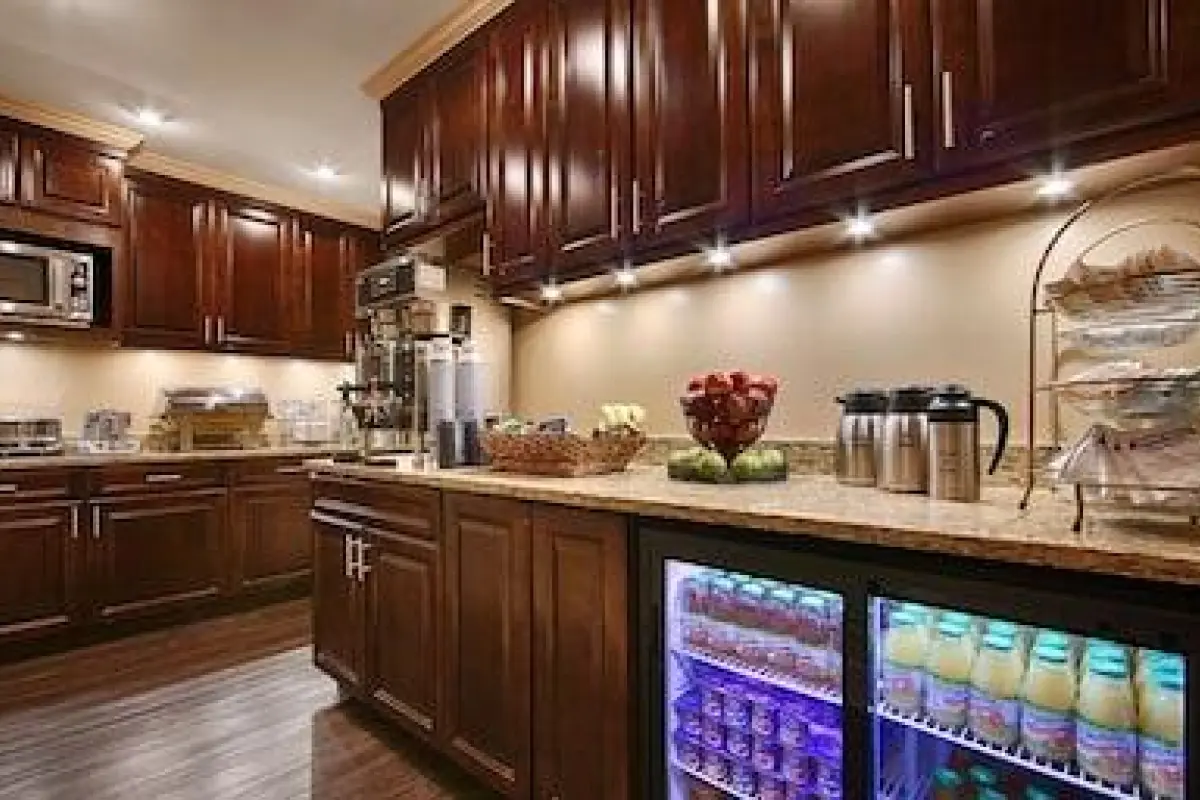 Best Western Plus Hawthorne Terrace Hotel – Affordable hotel in Chicago