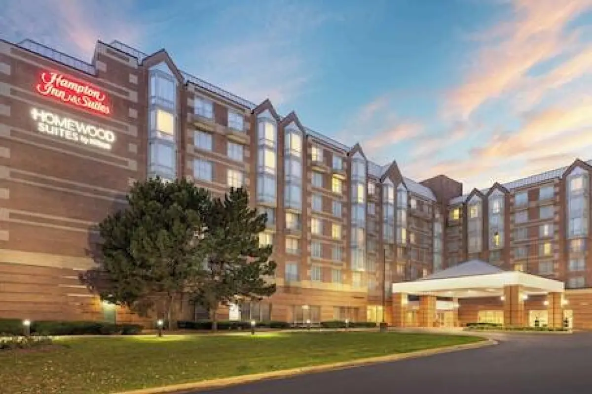 Hampton Inn & Suites Downers Grove Chicago – Affordable hotel in Downers Grove