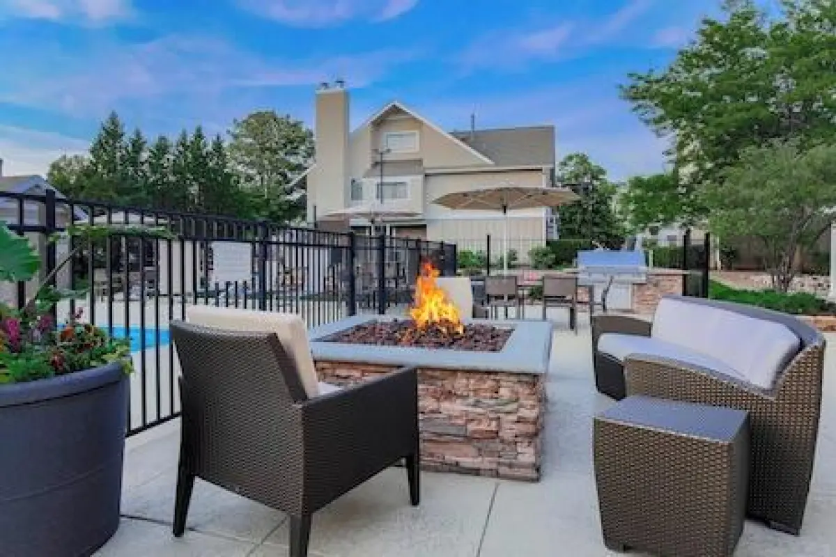 Residence Inn By Marriott Chicago Deerfield – Affordable hotel in Deerfield