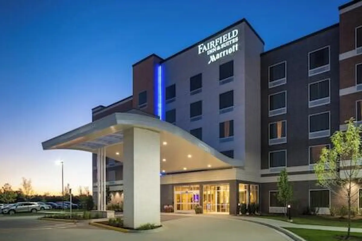 Fairfield Inn & Suites by Marriott Chicago Schaumburg – Affordable hotel in Schaumburg