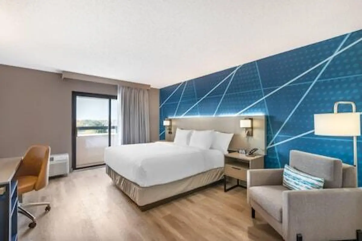 Comfort Inn & Suites Arlington Heights - Buffalo Grove – Affordable hotel in Arlington Heights