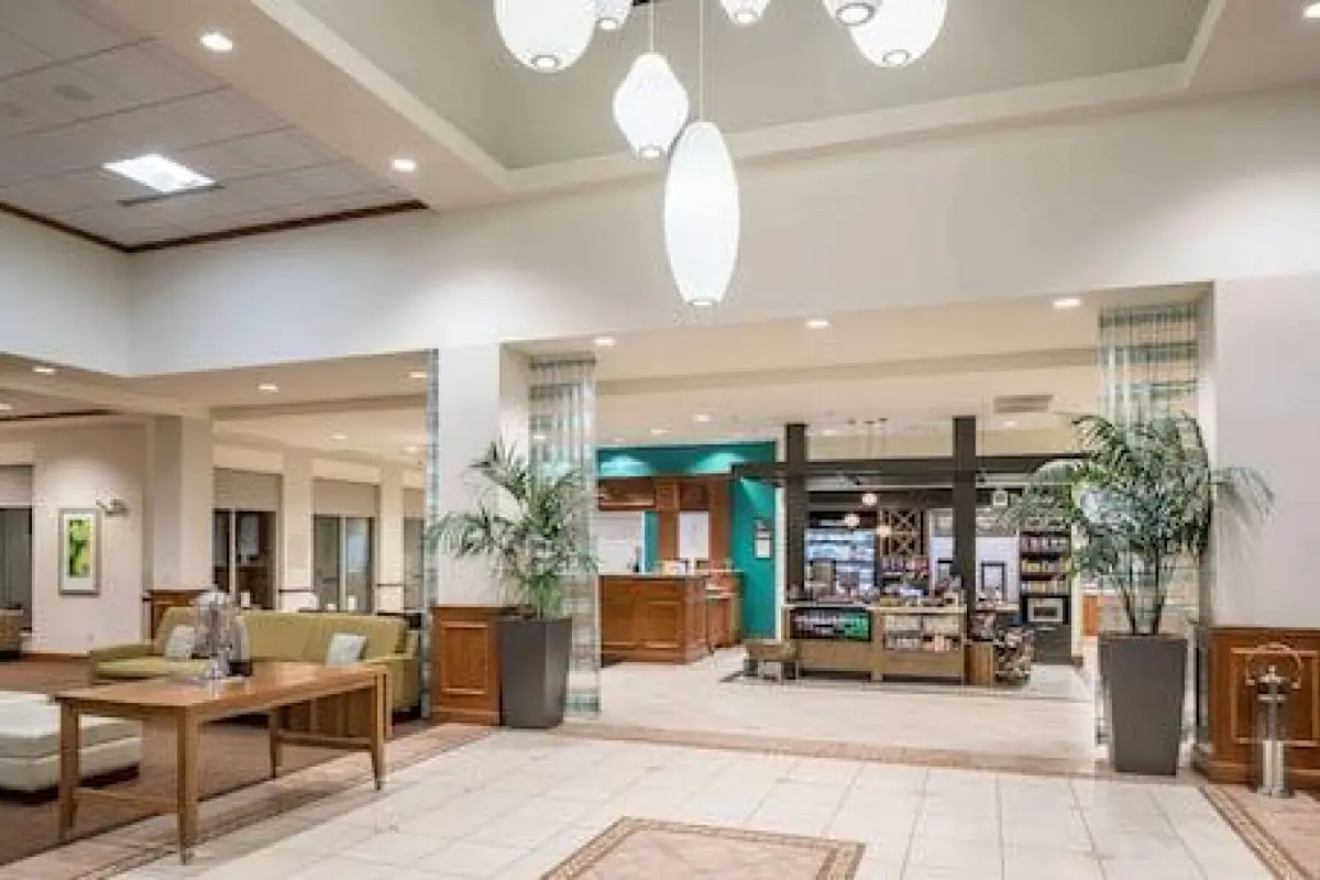 Hilton Garden Inn Lake Forest Mettawa – Affordable hotel in Lake Forest