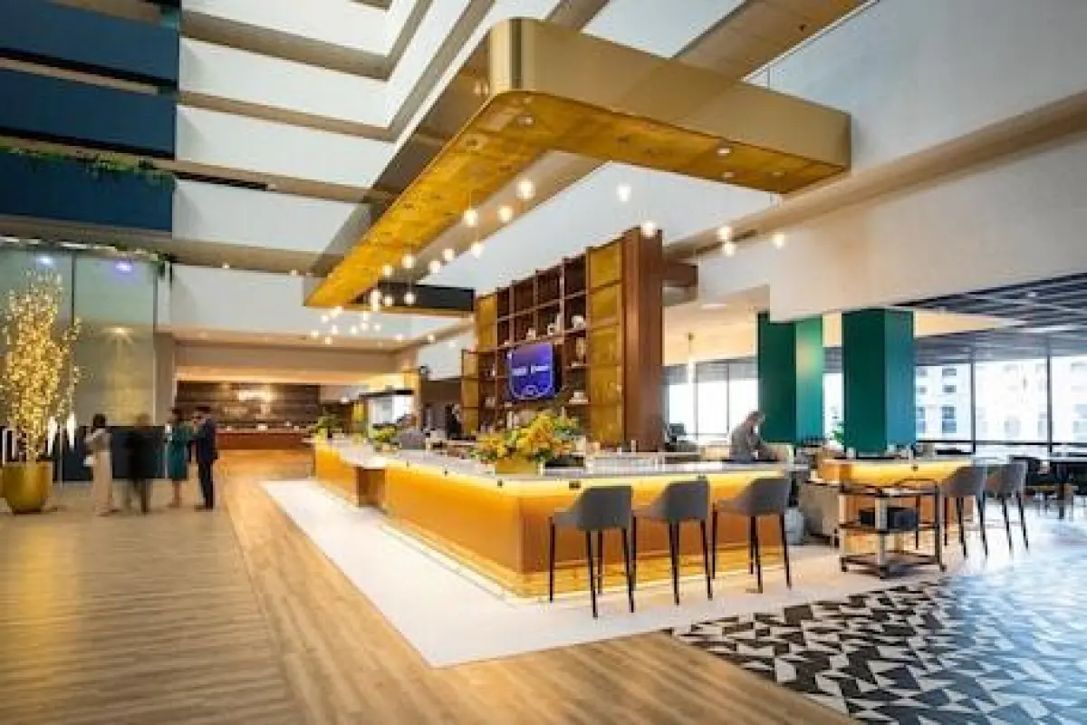voco Chicago Downtown - Riverwalk by IHG – Affordable hotel in Chicago