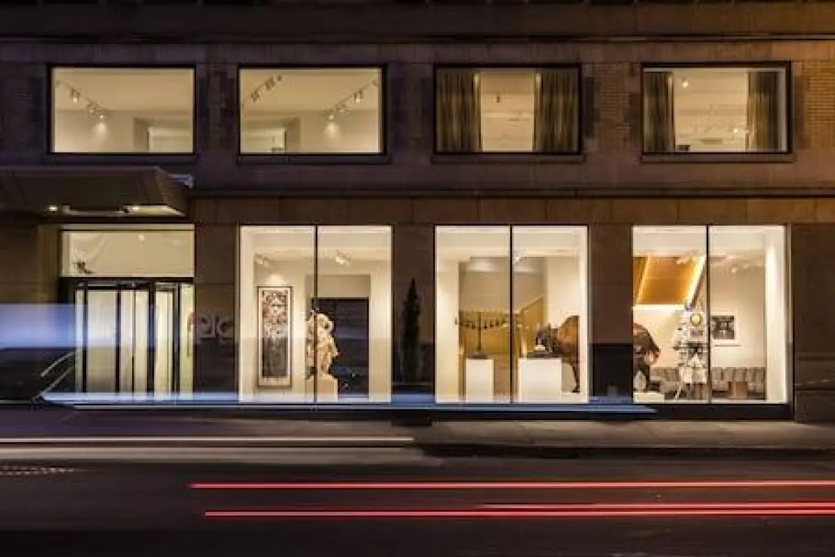 Hotel 55 – Affordable hotel in Chicago