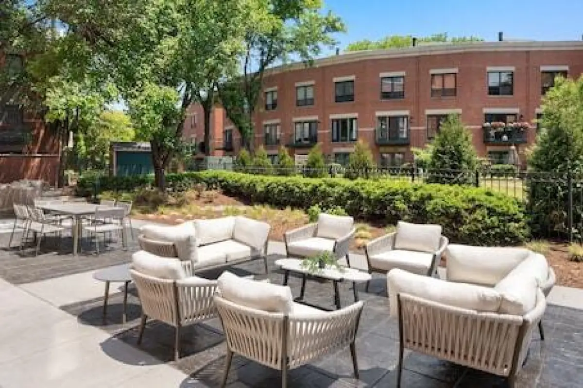 Courtyard by Marriott Chicago at Medical District/UIC – Affordable hotel in Chicago