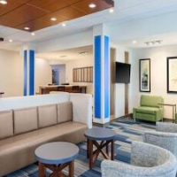 Holiday Inn Express & Suites Chicago O'Hare Airport by IHG – Affordable hotel in Des Plaines