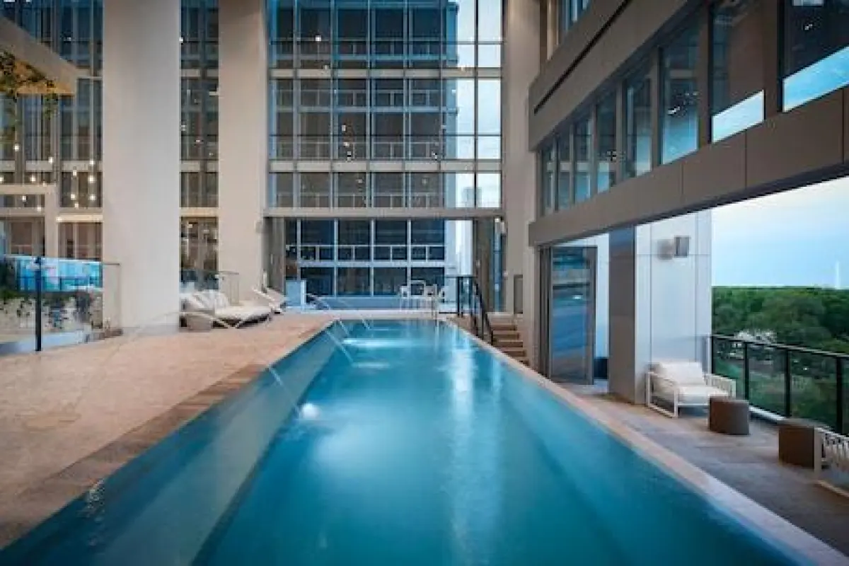 Sentral Michigan Avenue – Affordable hotel in Chicago