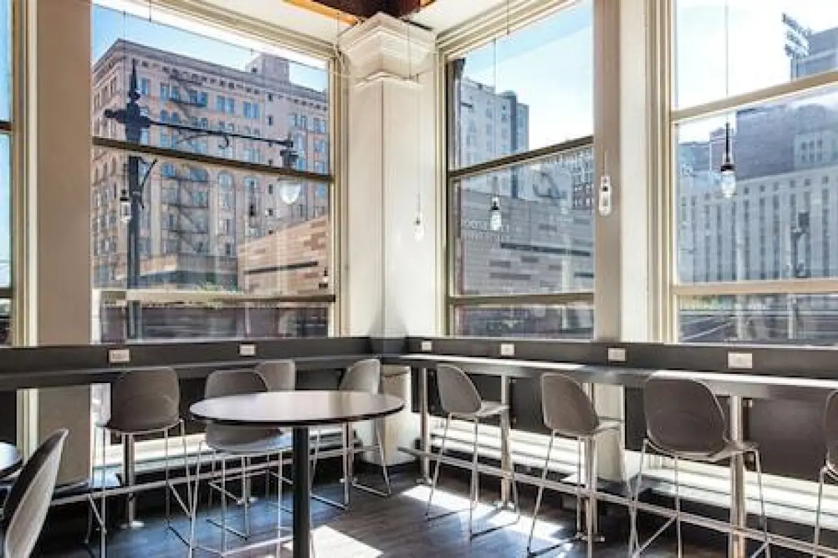 HI Chicago Hostel – Affordable hotel in Chicago