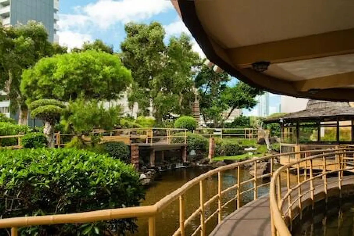 Pagoda Hotel – Affordable hotel in Honolulu