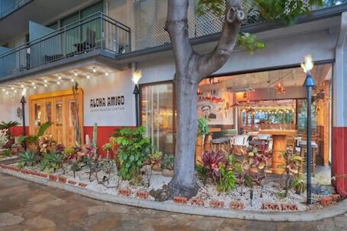 Courtyard by Marriott Waikiki Beach – Affordable hotel in Honolulu