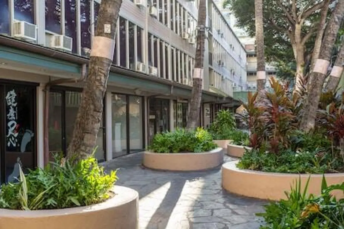Kuhio Banyan Club – Affordable hotel in Honolulu