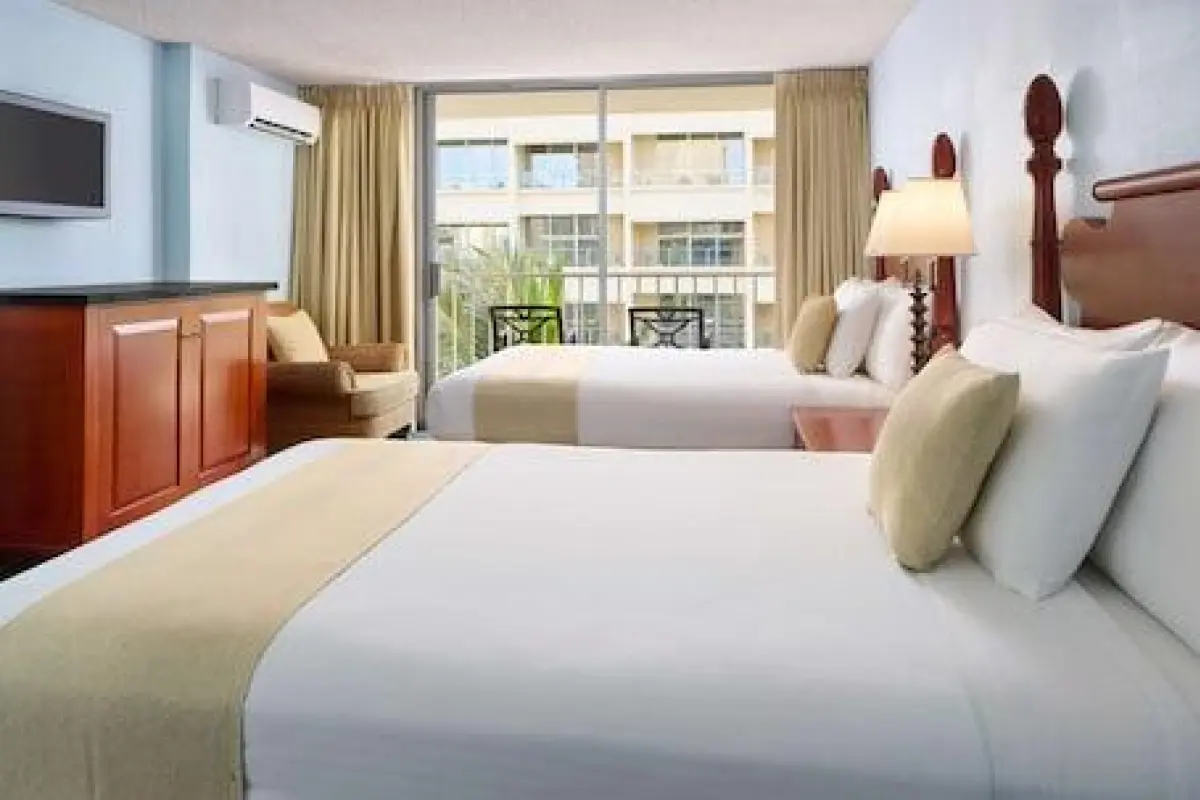 Ewa Hotel Waikiki – Affordable hotel in Honolulu