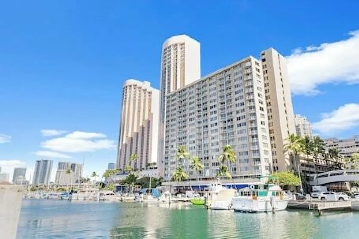 Ilikai Marina Vacations – Affordable hotel in Honolulu
