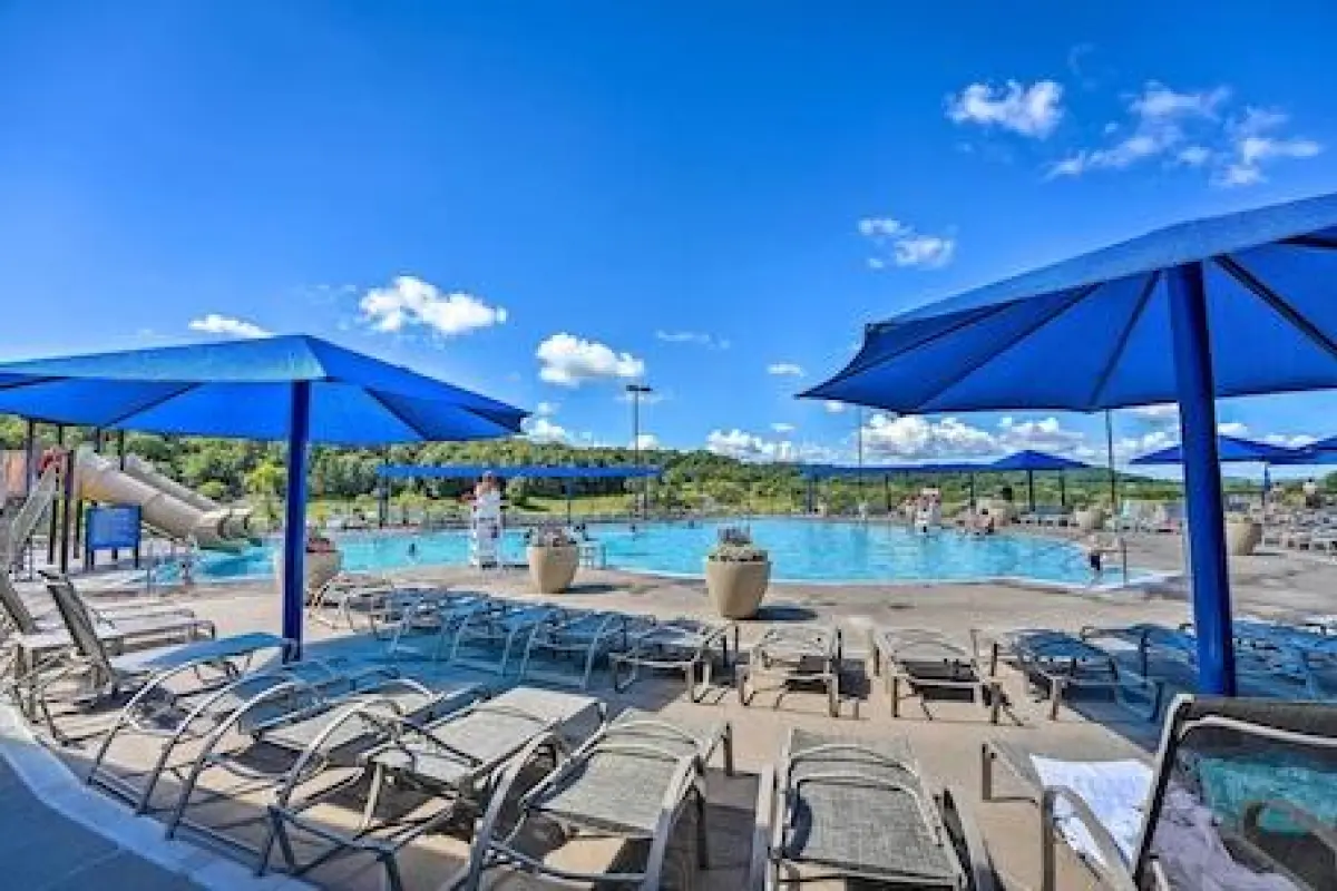 Hotels in Key West, Iowa, United States