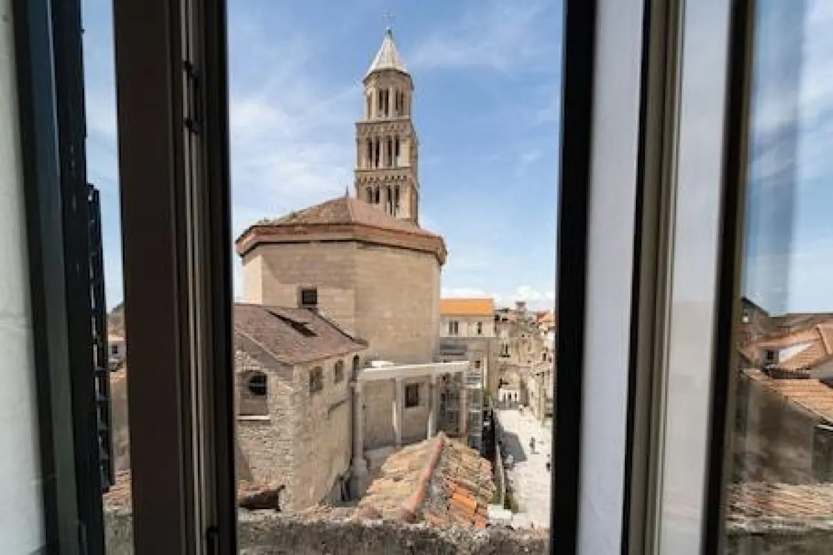 Hotel Peristil – Affordable hotel in Split