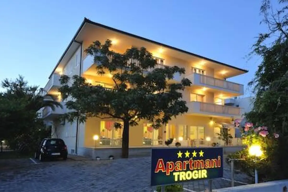 Apartmani Trogir – Affordable hotel in Trogir