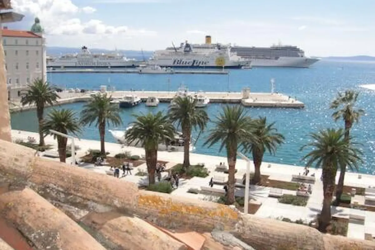 Hotel Kastel 1700 – Affordable hotel in Split