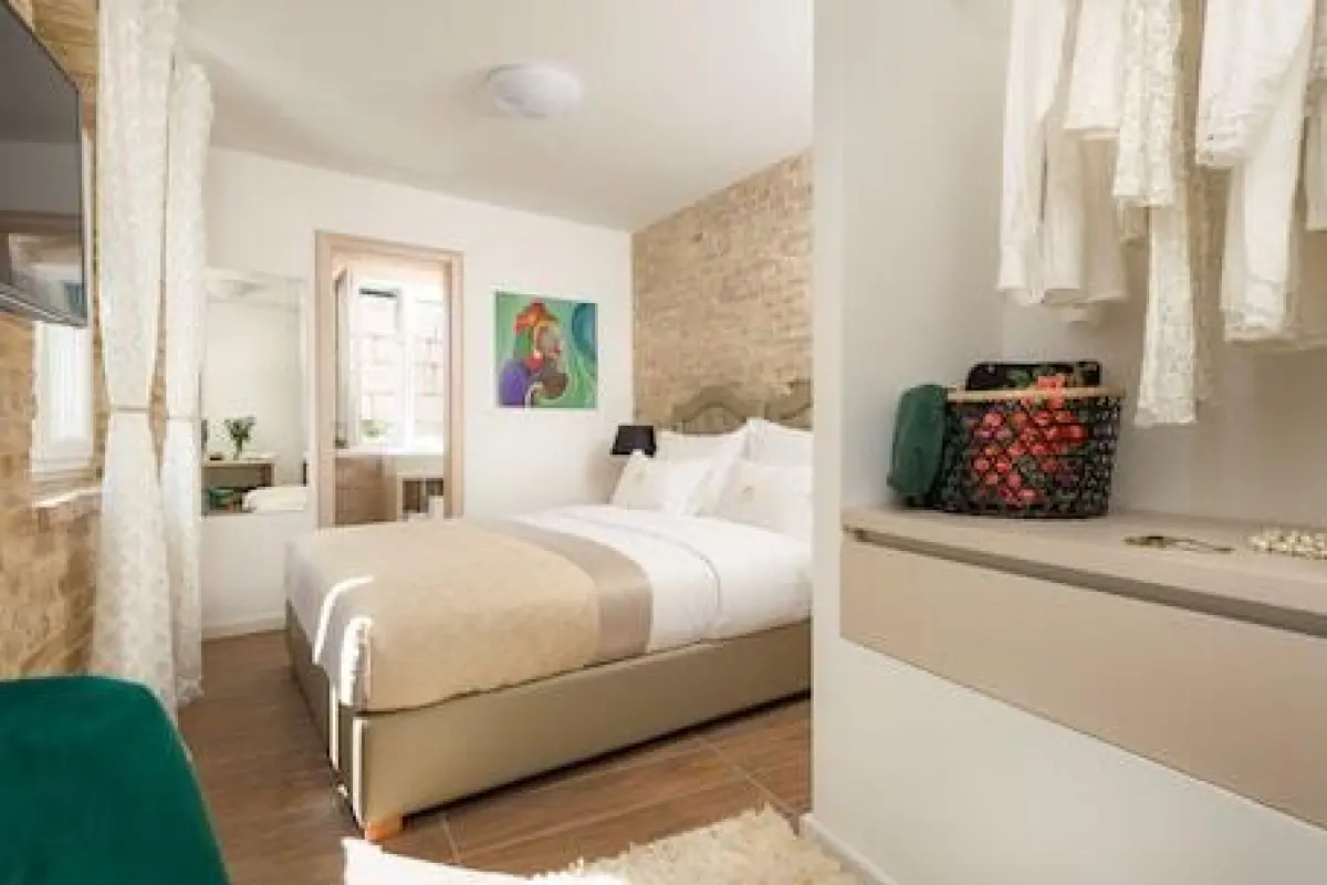 Agava Lux Rooms & Pool – Affordable hotel in Split